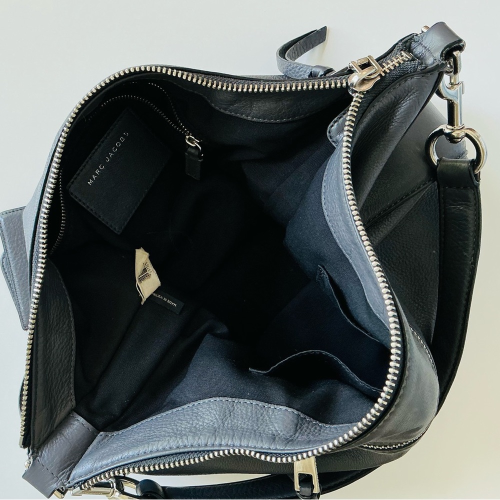 Marc Jacob’s Grey Hobo - Picture 15 of 16